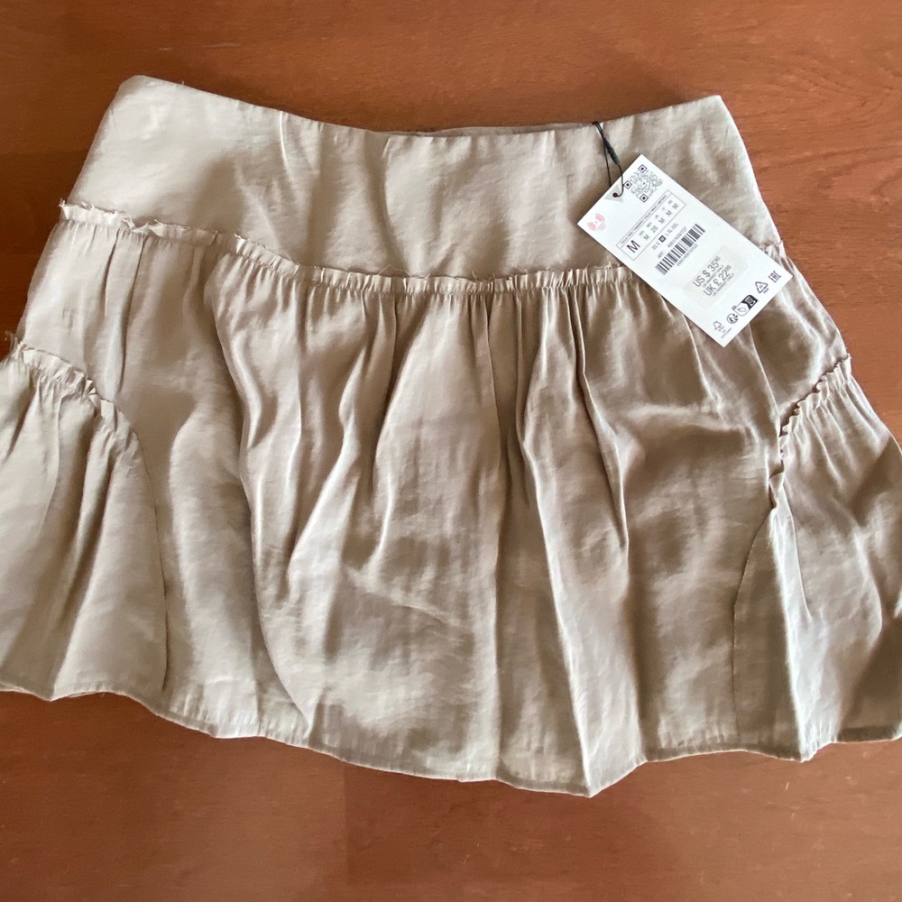 Zara Tan Skort, Size M, NWT